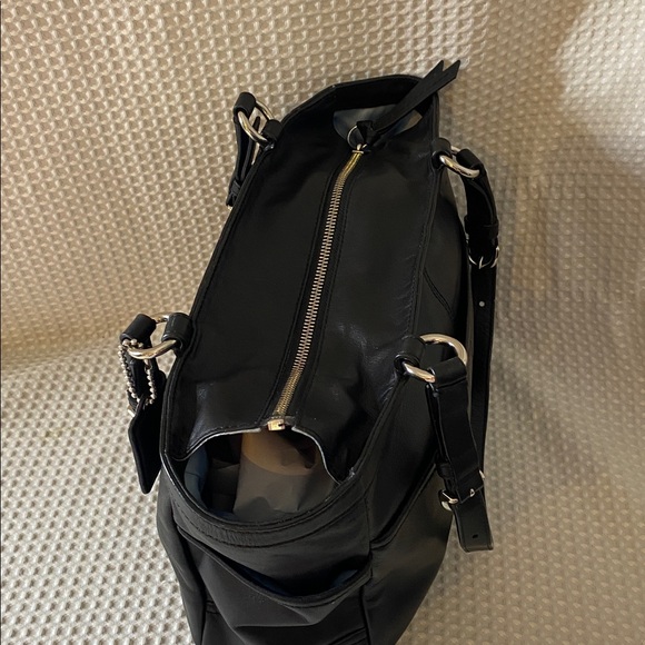 Coach Gallery East West Black Leather Zipper Tote bag purse - Picture 6 of 16